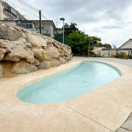 Torremar Luxe: Upscale 2bed By The