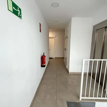 Torremar Luxe: Upscale 2bed By The