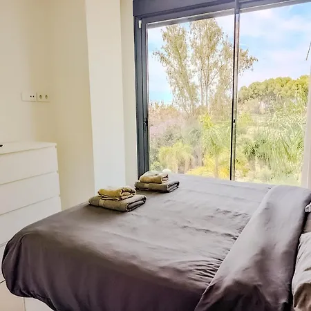Torremar Luxe: Upscale 2bed By The