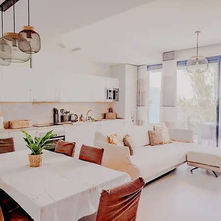 Apartmán Torremar Luxe: Upscale 2bed By The